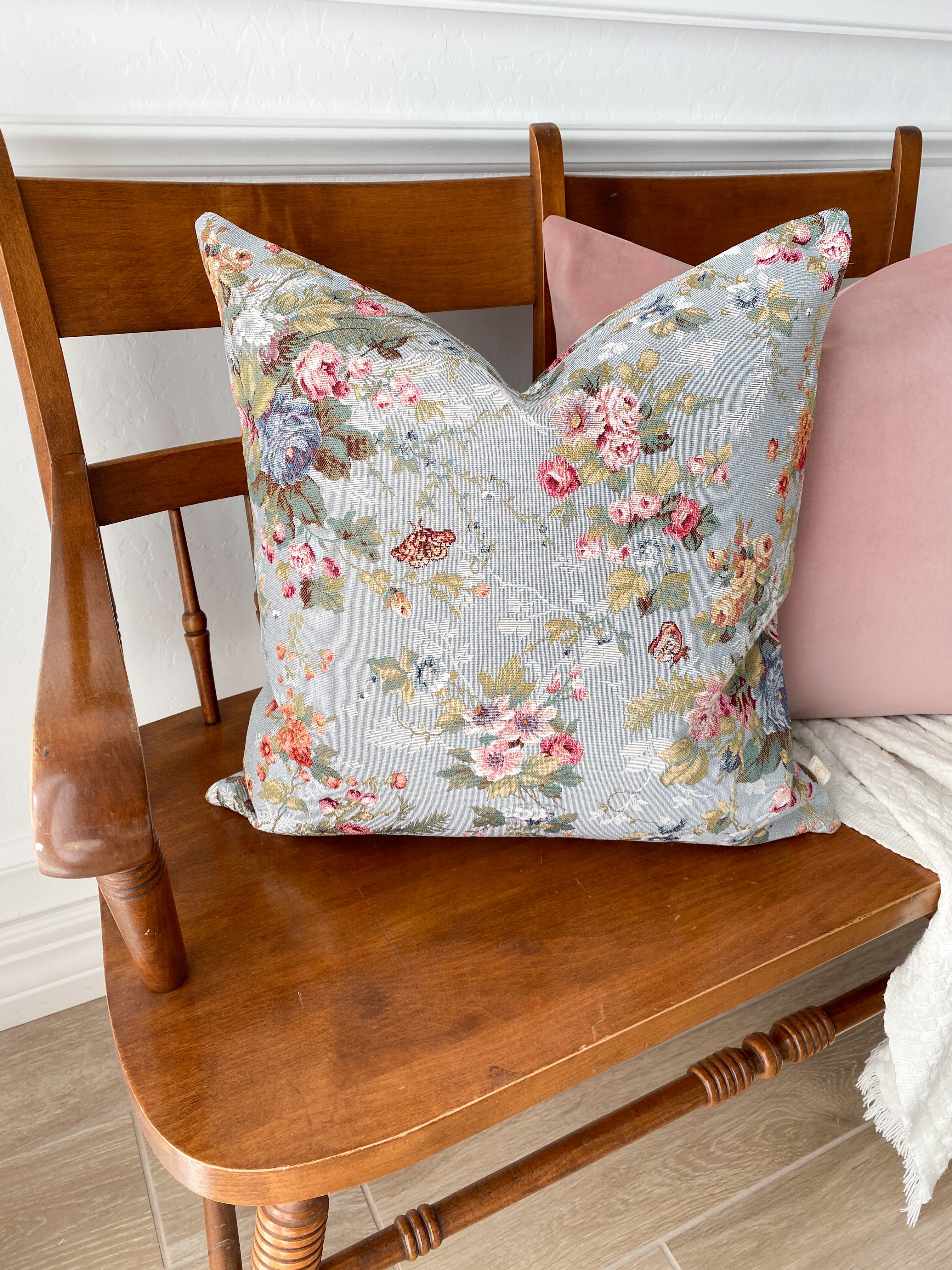 French Florals En Bleu