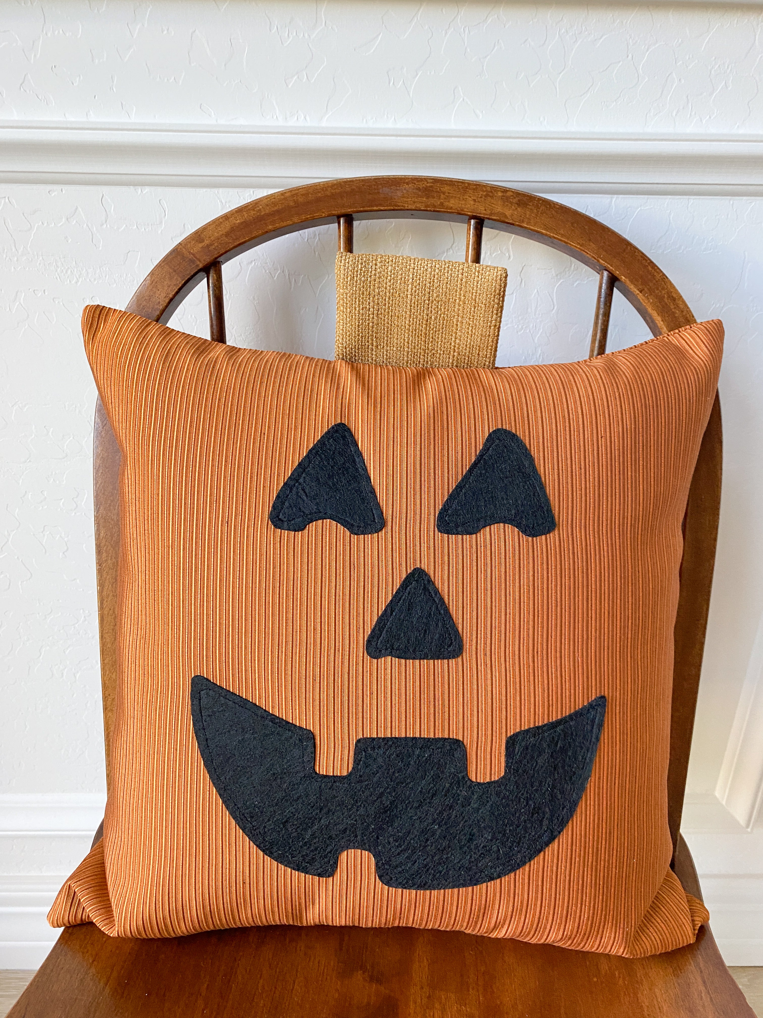 Happy Pumpkin 4